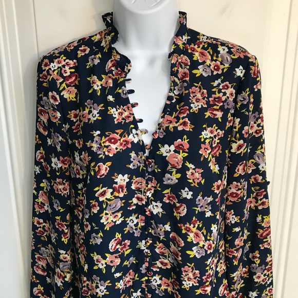 🔴 4/$15 EXPRESS Women’s S Portofino Slim Multi Floral Print Loop LS Blouse EUC - Picture 10 of 16